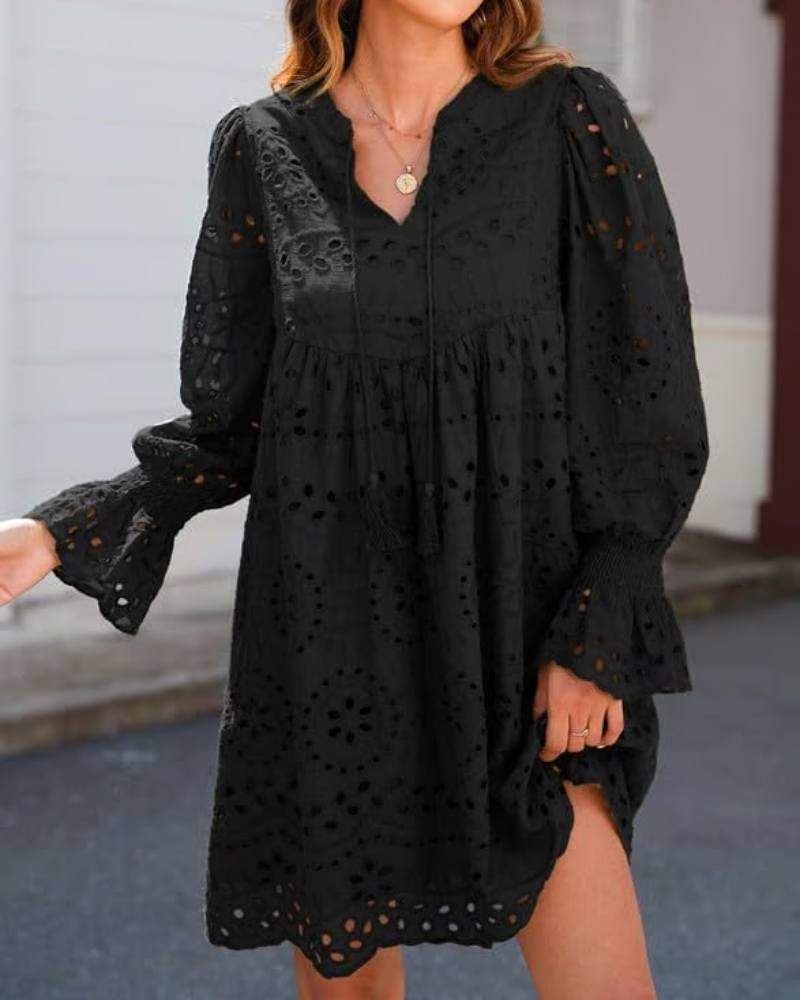 Paisley | Elegant Hollow-Out Midi Dress