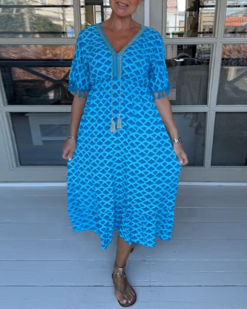 Amelia | V-neck Casual Dress With Print