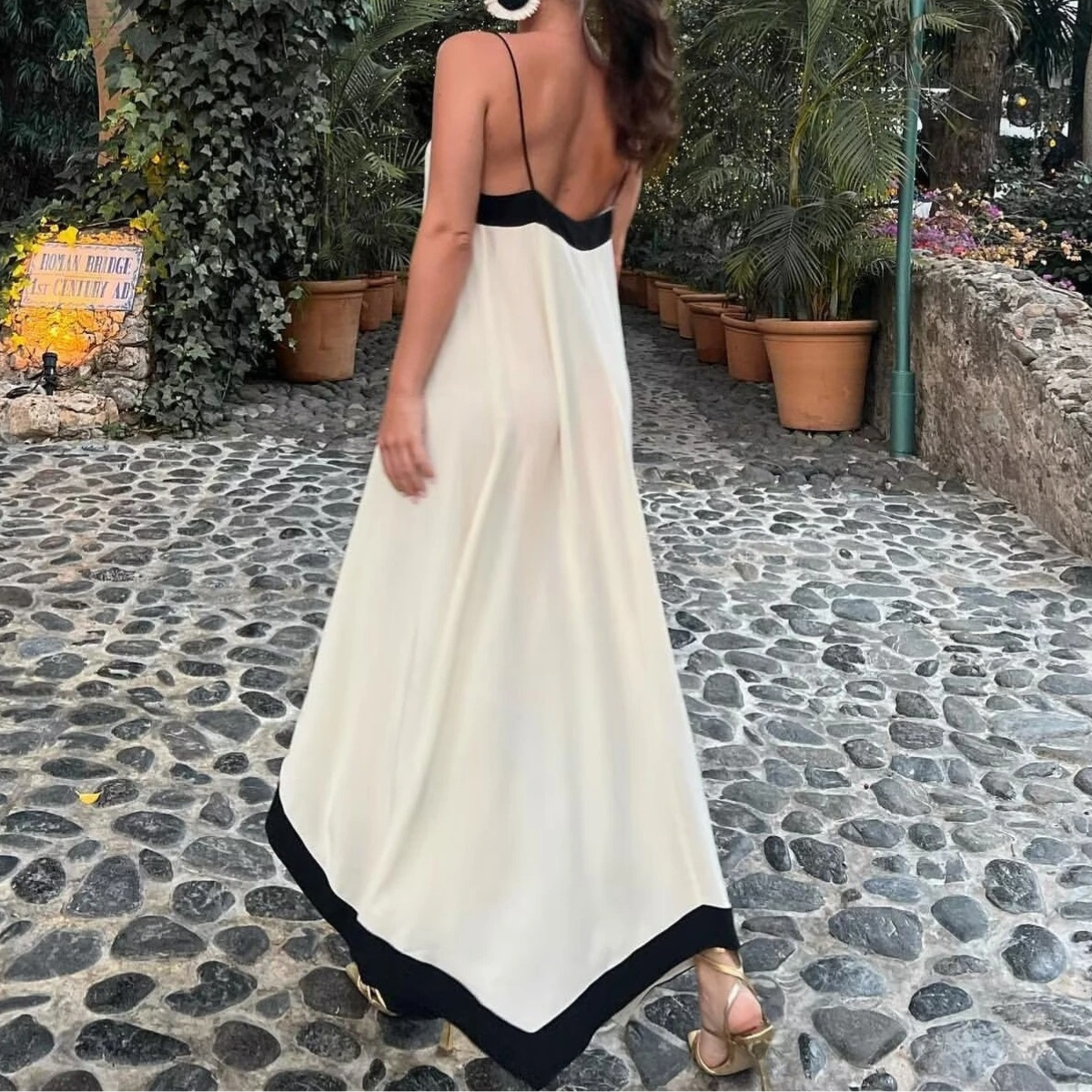 Mélanie | Chic Flowing Dress