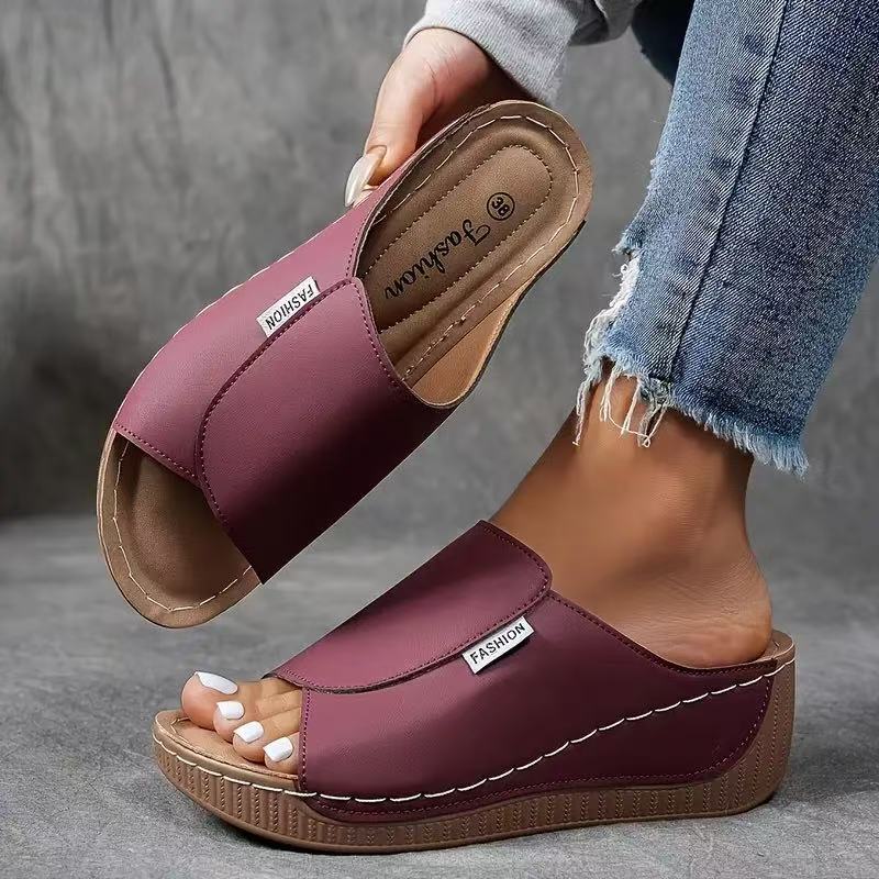 Jade | Comfortable Slides With Arch Support