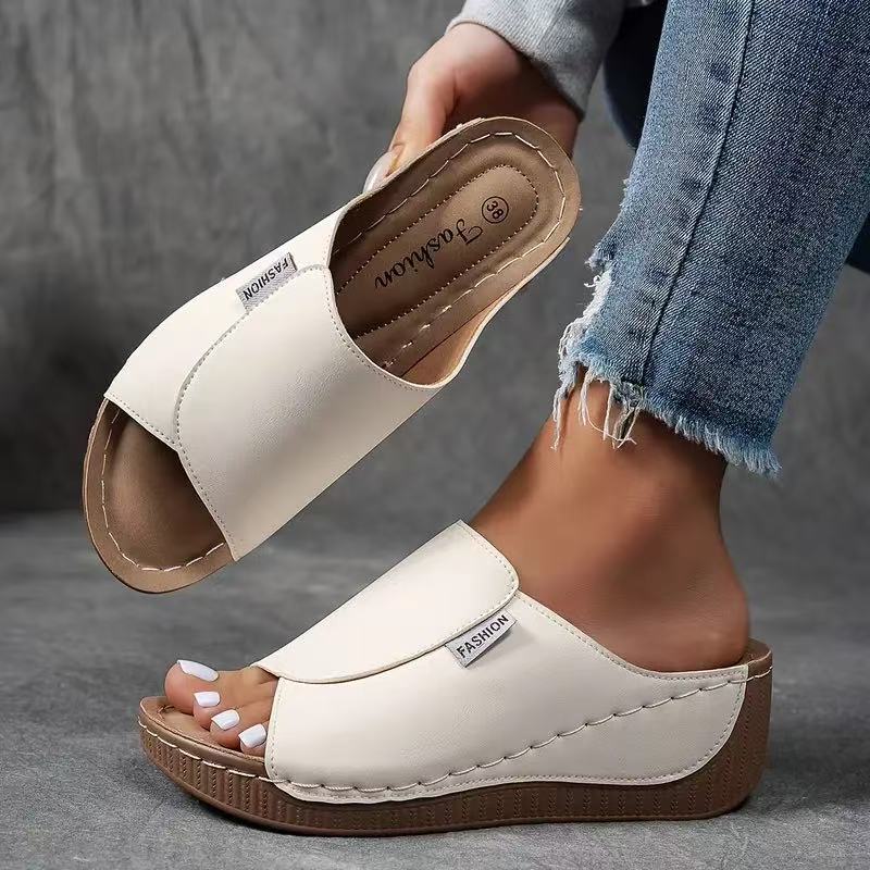 Jade | Comfortable Slides With Arch Support