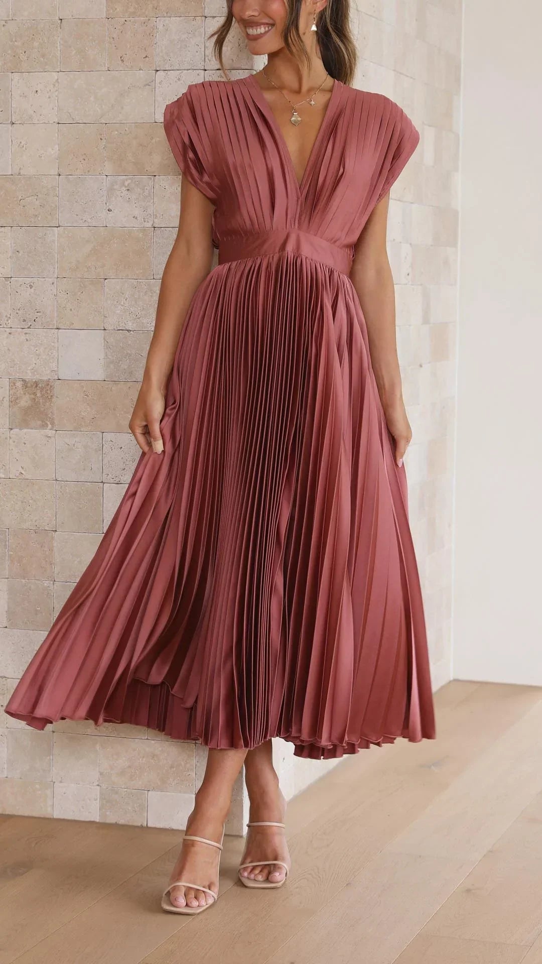 Alexis | Elegant Pleated Dress
