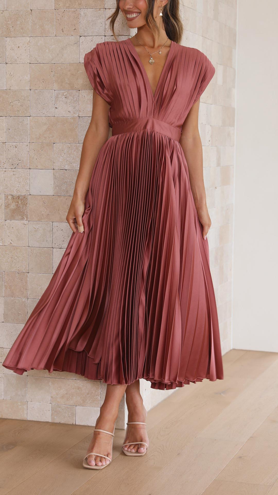 Alexis | Elegant Pleated Dress