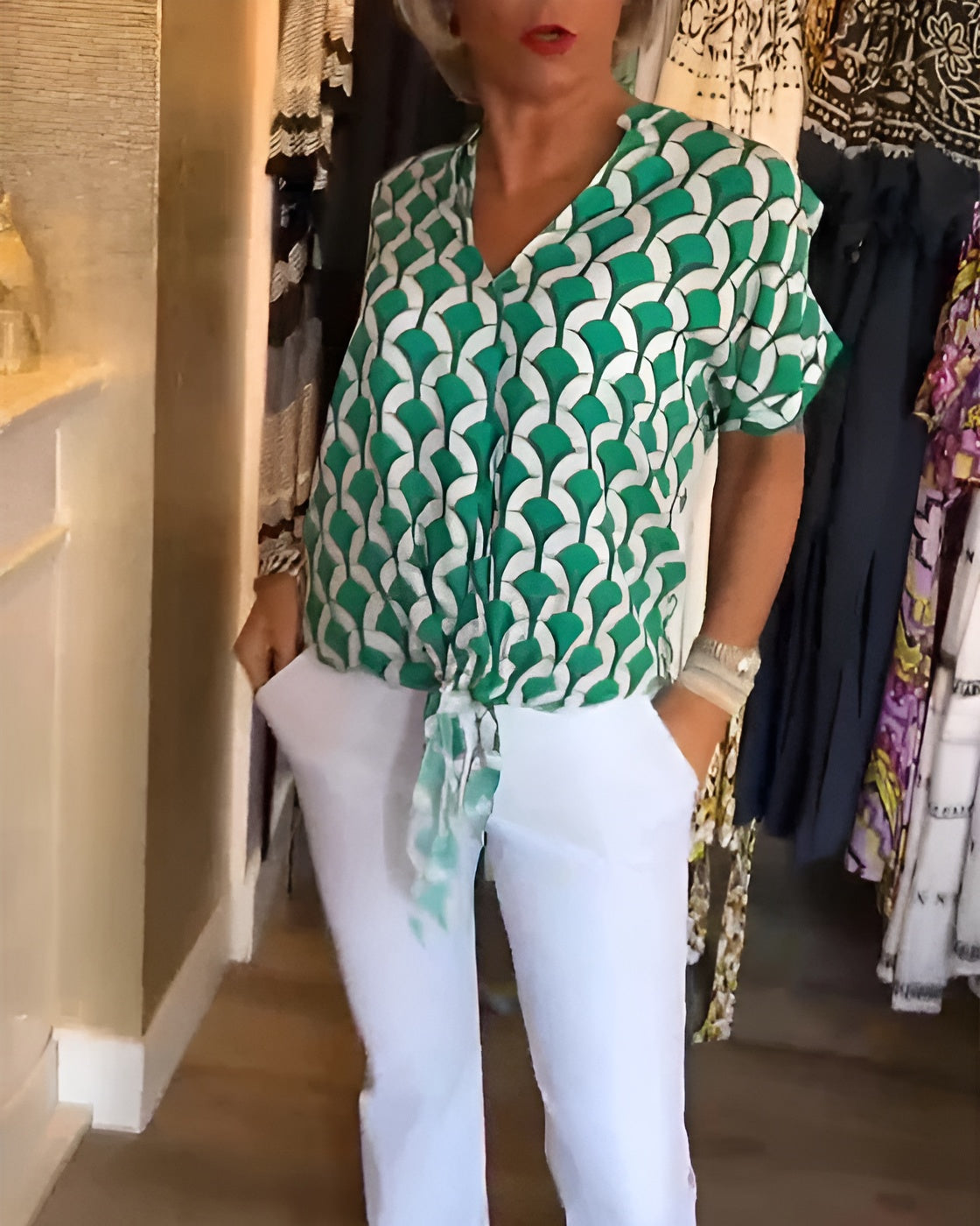 Linda | Elegant Patterned Blouse